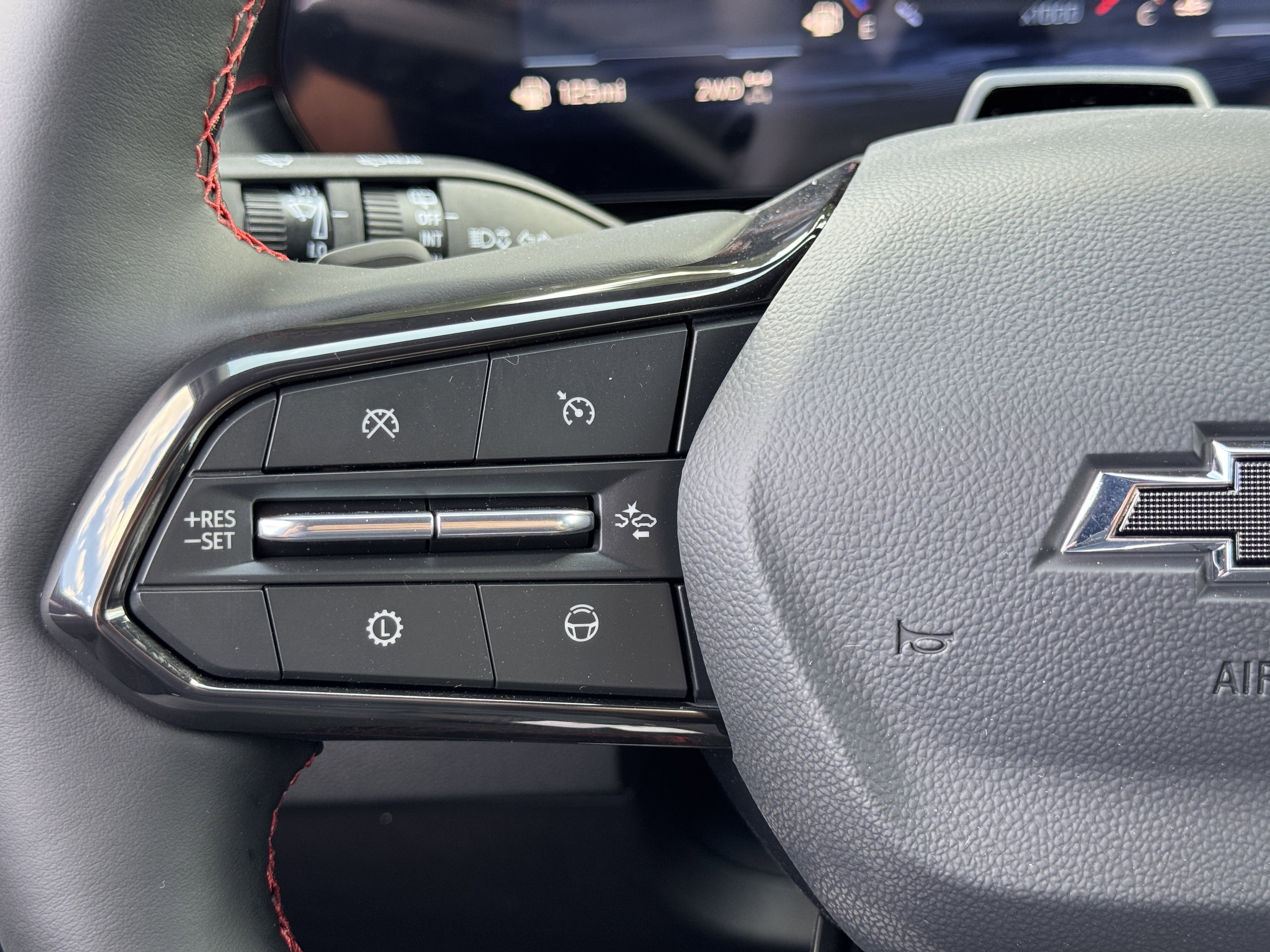 New 2026 Chevrolet Traverse RS w/ LPO, Floor Liner Package image 27