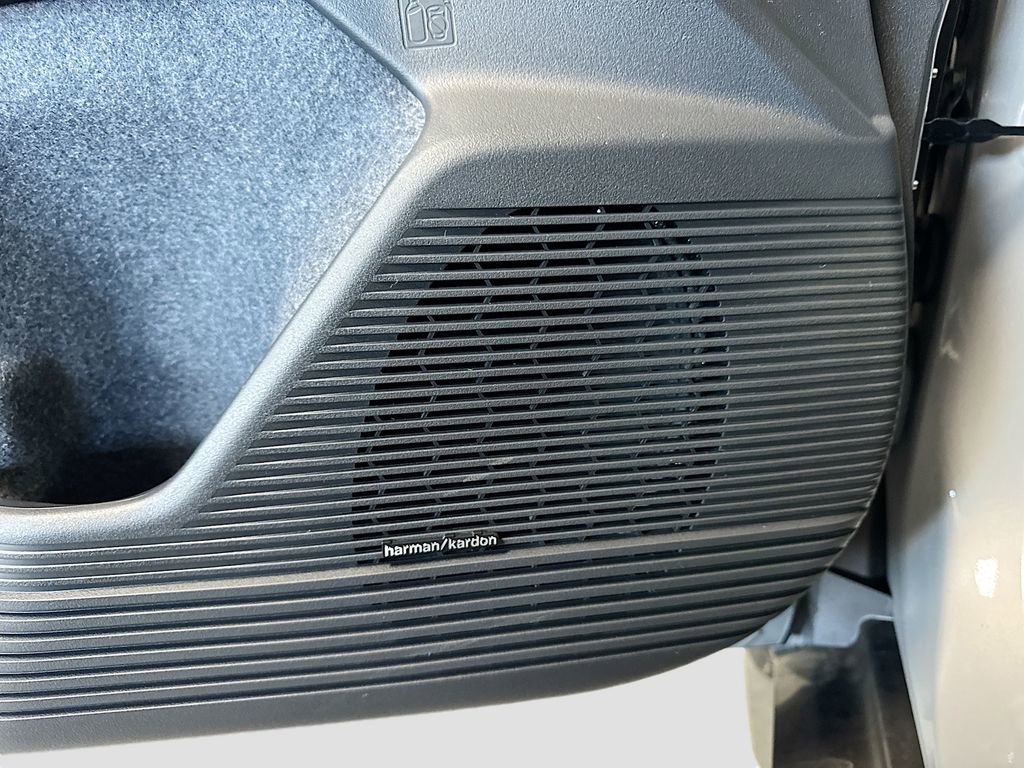 New 2026 Subaru Outback Touring XT image 17