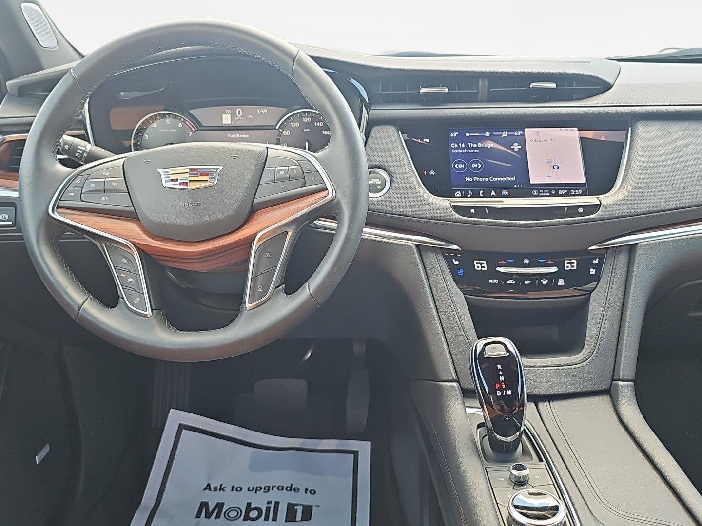 Used 2025 Cadillac XT5 Premium Luxury w/ LPO, Floor Liner Package AWD/4WD image 12