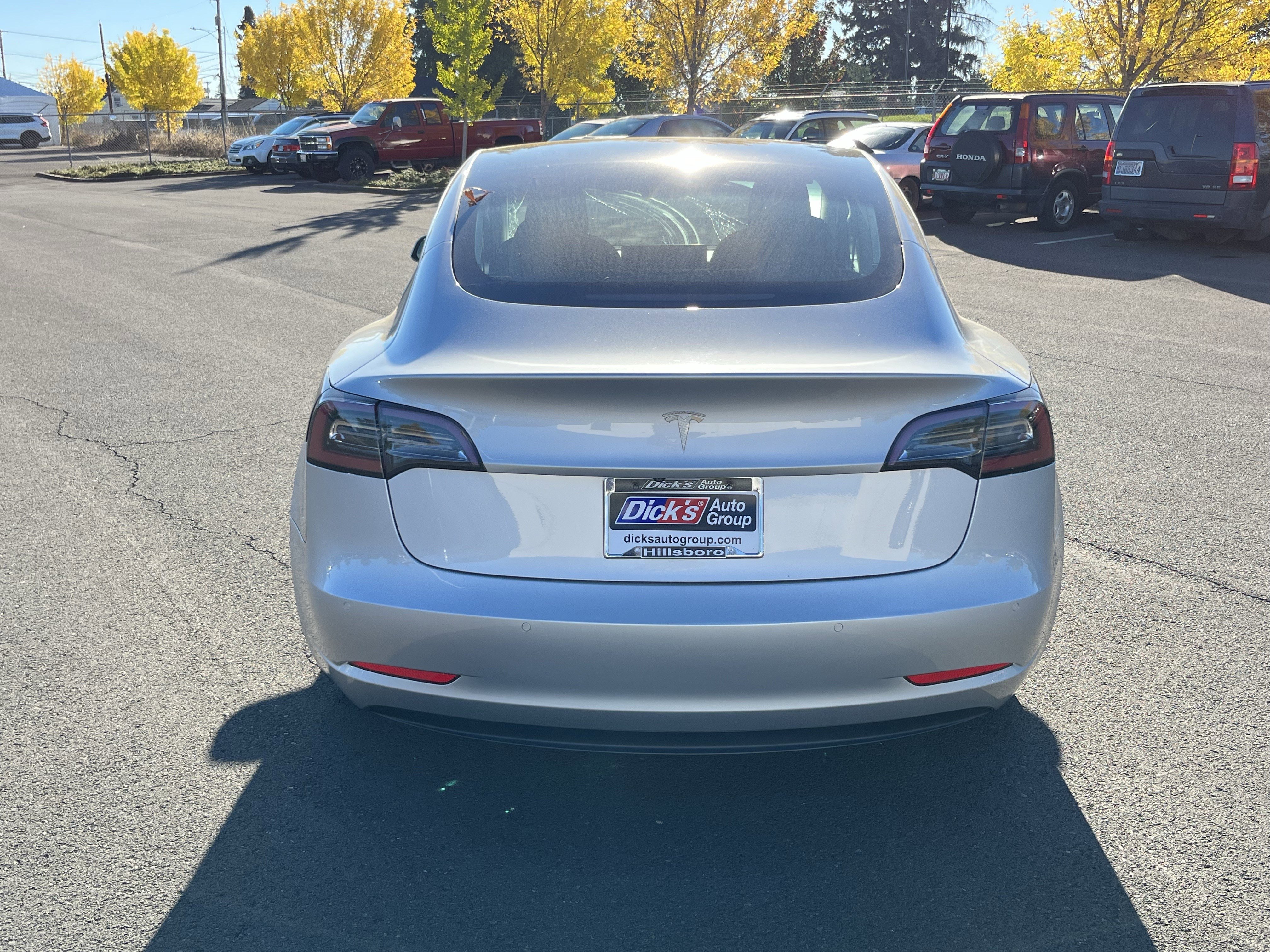 Used 2018 Tesla Model 3 Long Range image 4