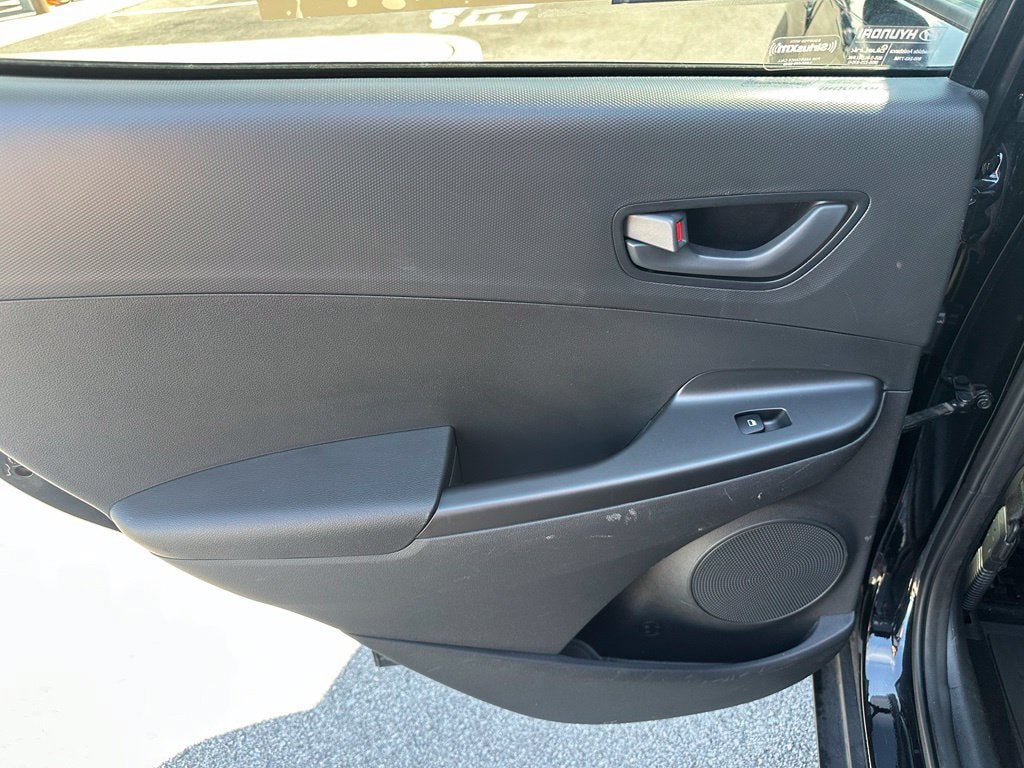 Used 2023 Hyundai Kona SEL FWD image 10