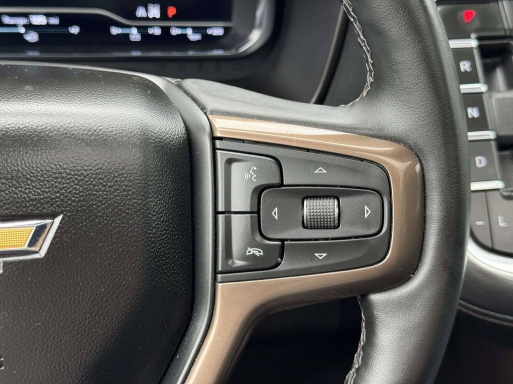 Used 2024 Chevrolet Tahoe High Country w/ Premium Package AWD/4WD image 13