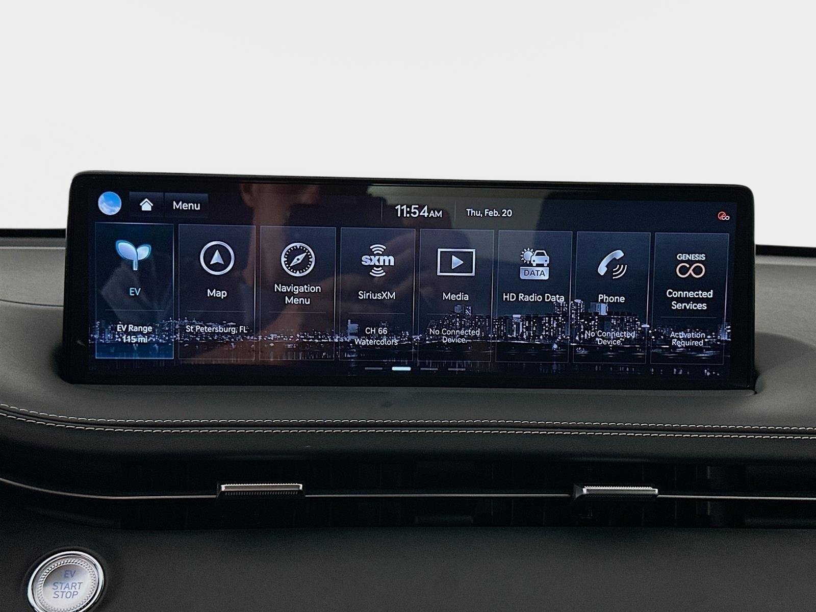 New 2025 Genesis Electrified GV70 Advanced w/ Prestige Package image 15