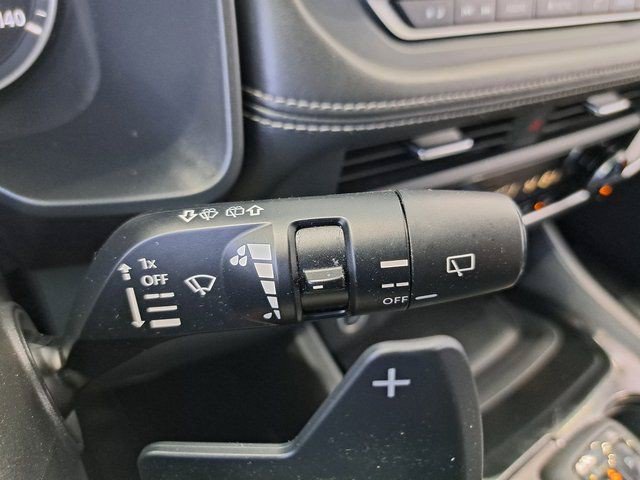 Used 2023 Nissan Rogue SV FWD image 11