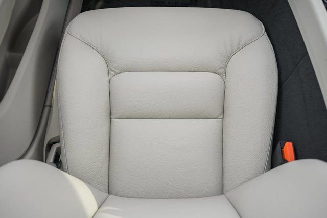 New 2026 Volvo V60 B5 Cross Country Plus w/ Protection Package Premier image 28