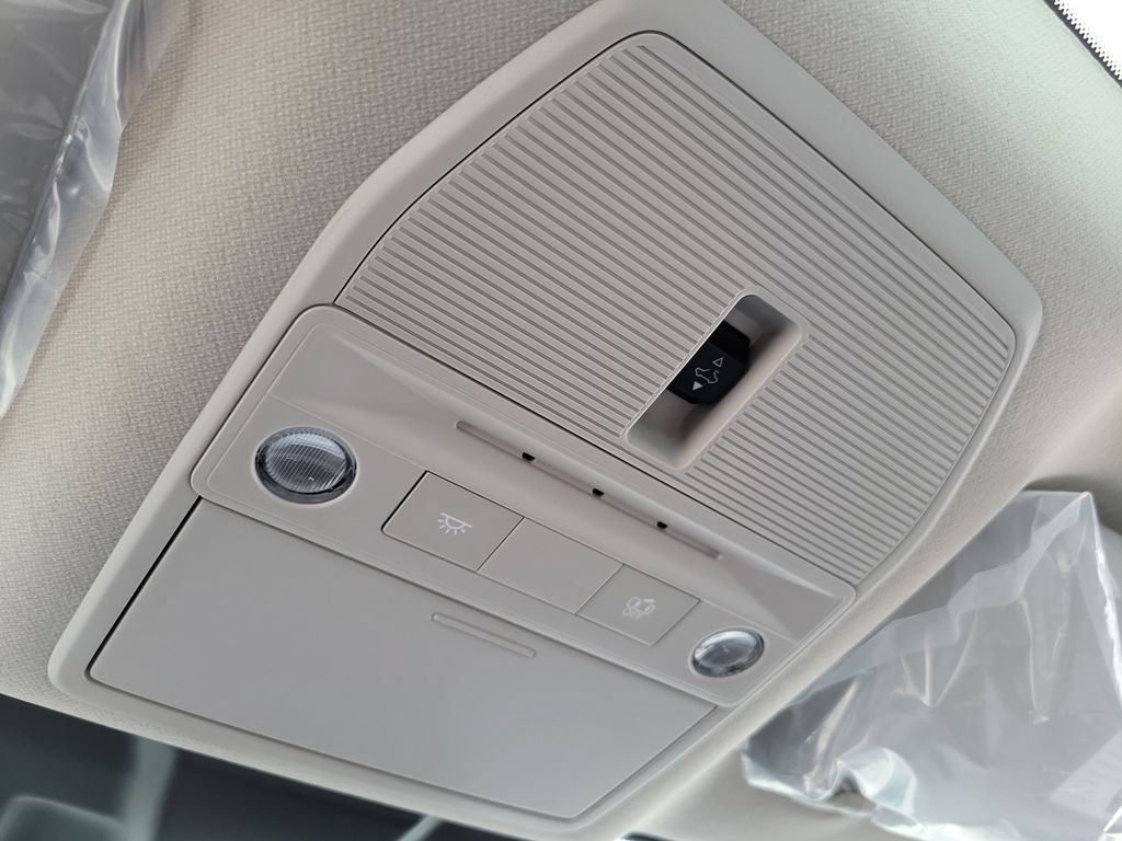 New 2026 Nissan Sentra SV w/ SV Convenience Package FWD image 30