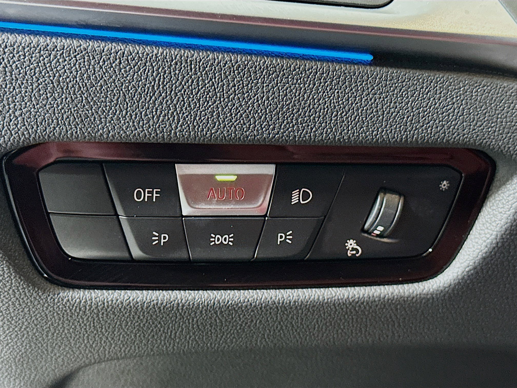 Used 2023 BMW i4 eDrive35 w/ Premium Package image 17