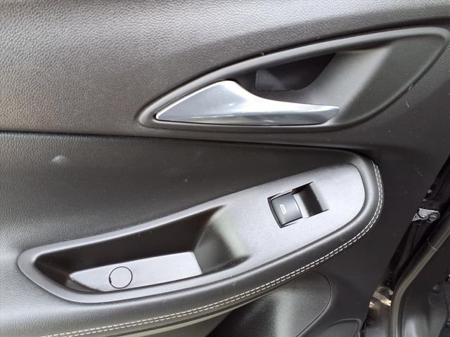 Used 2022 Buick Encore GX Preferred FWD image 18