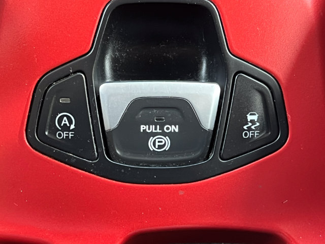 Used 2022 Jeep Renegade Trailhawk AWD/4WD image 29