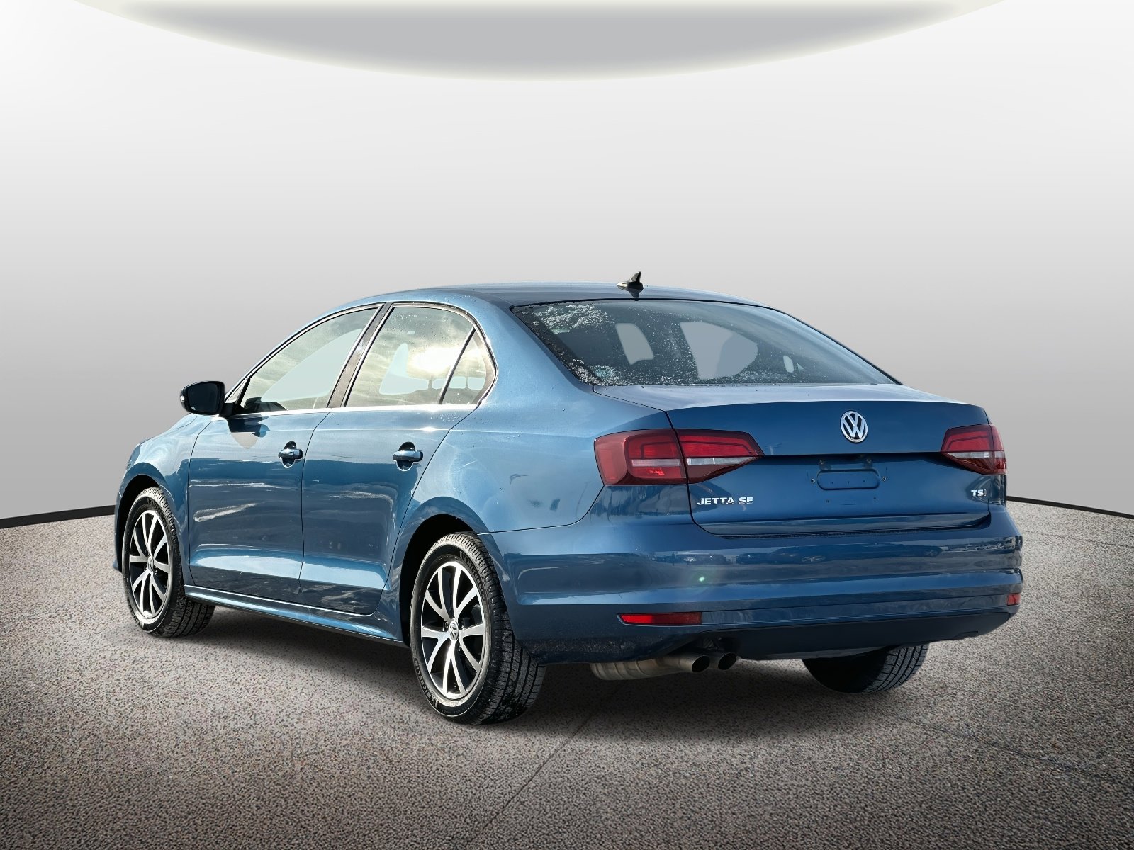 Used 2018 Volkswagen Jetta SE image 4