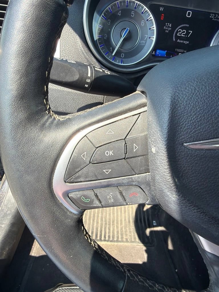 Used 2015 Chrysler 300 C AWD/4WD image 13