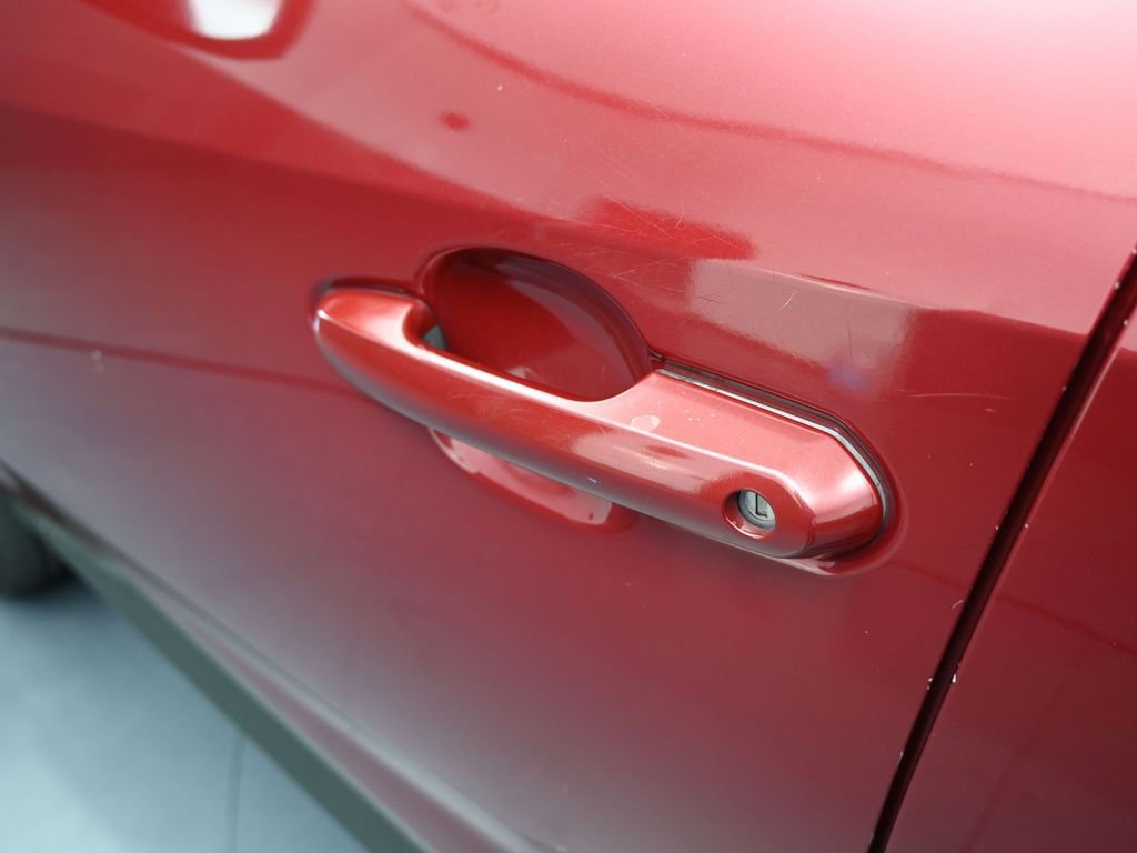 Used 2019 Toyota RAV4 LE image 31