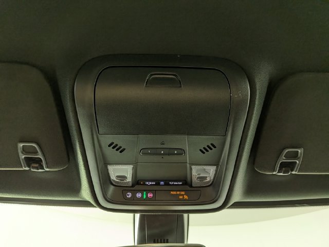 New 2026 Cadillac XT5 Luxury w/ LPO, Floor Liner Package AWD/4WD image 21