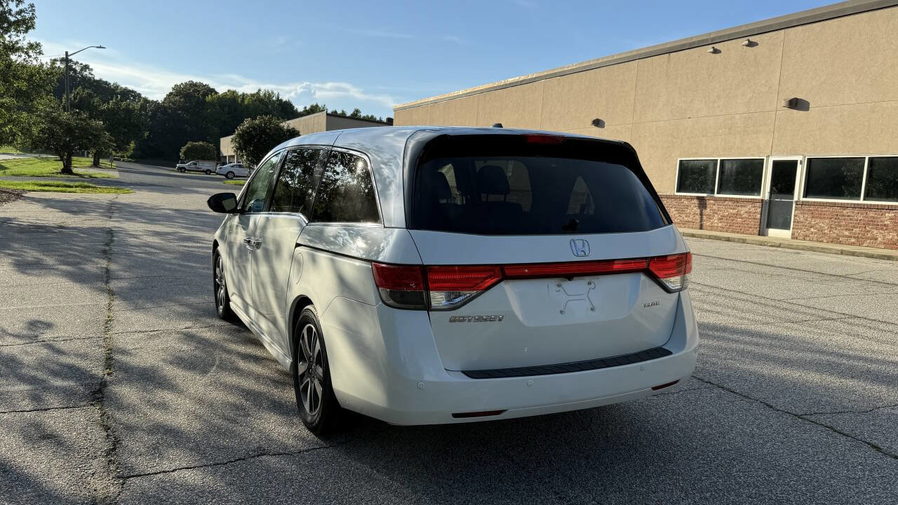 Used 2014 Honda Odyssey Touring Elite image 5