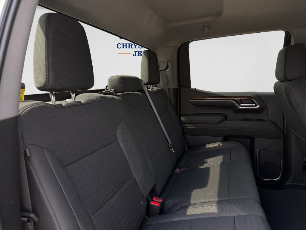 Used 2023 Chevrolet Silverado 1500 LT Trail Boss AWD/4WD image 19
