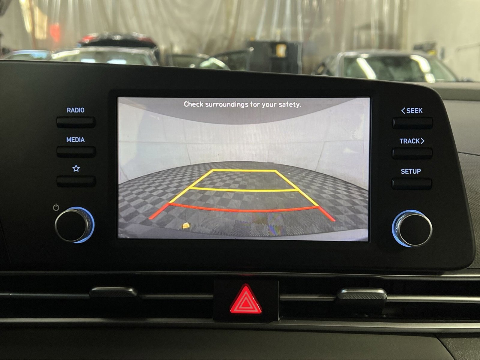 Used 2023 Hyundai Elantra SE w/ Cargo Package image 19