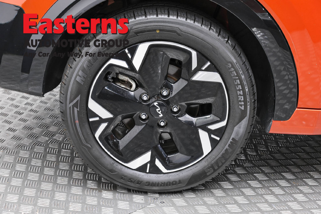Used 2023 Kia Niro Wind w/ Wind Preserve Package FWD image 30