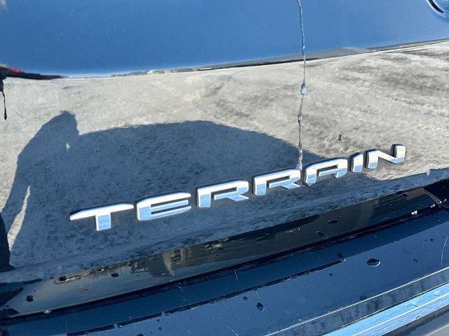 Used 2024 GMC Terrain SLT image 20
