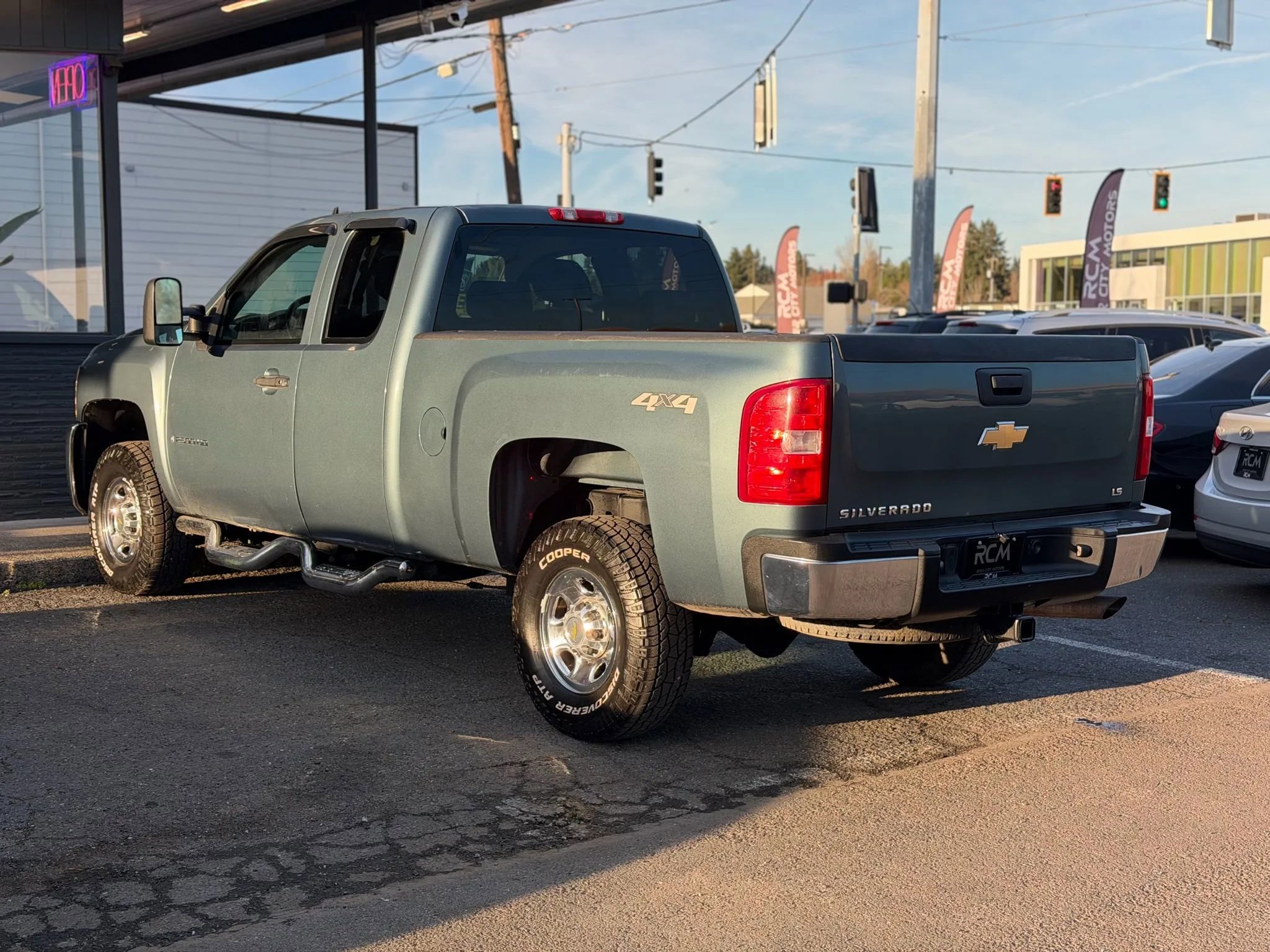 Used 2007 Chevrolet Silverado 2500 W/T w/ LS Package image 6