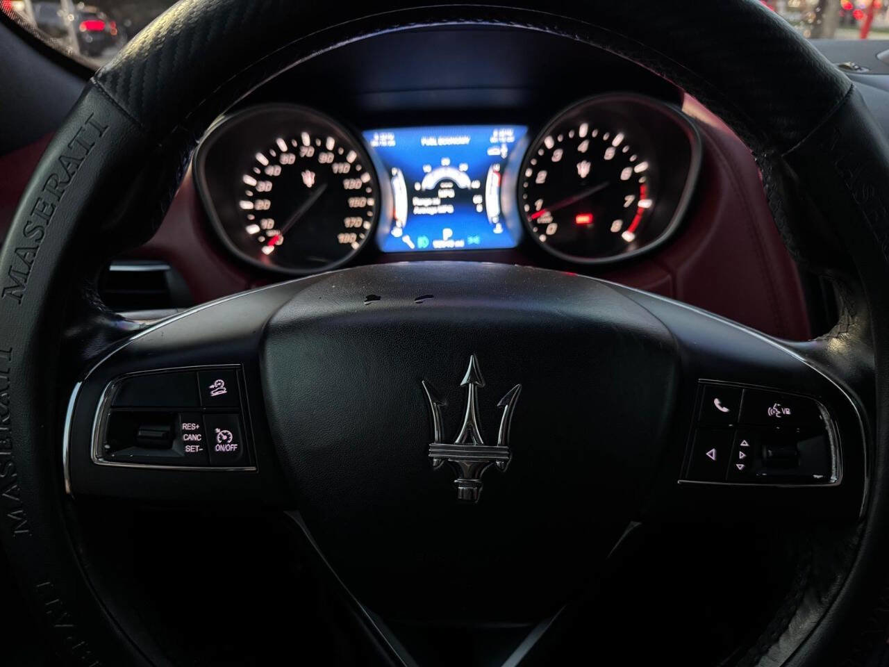 Used 2018 Maserati Levante image 20