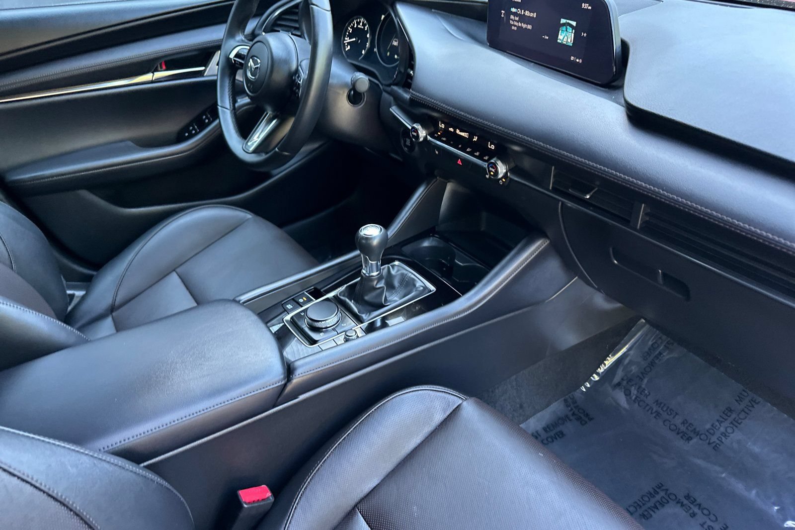 Certified 2025 MAZDA MAZDA3 2.5 S Hatchback w/ Appearance Package FWD image 18
