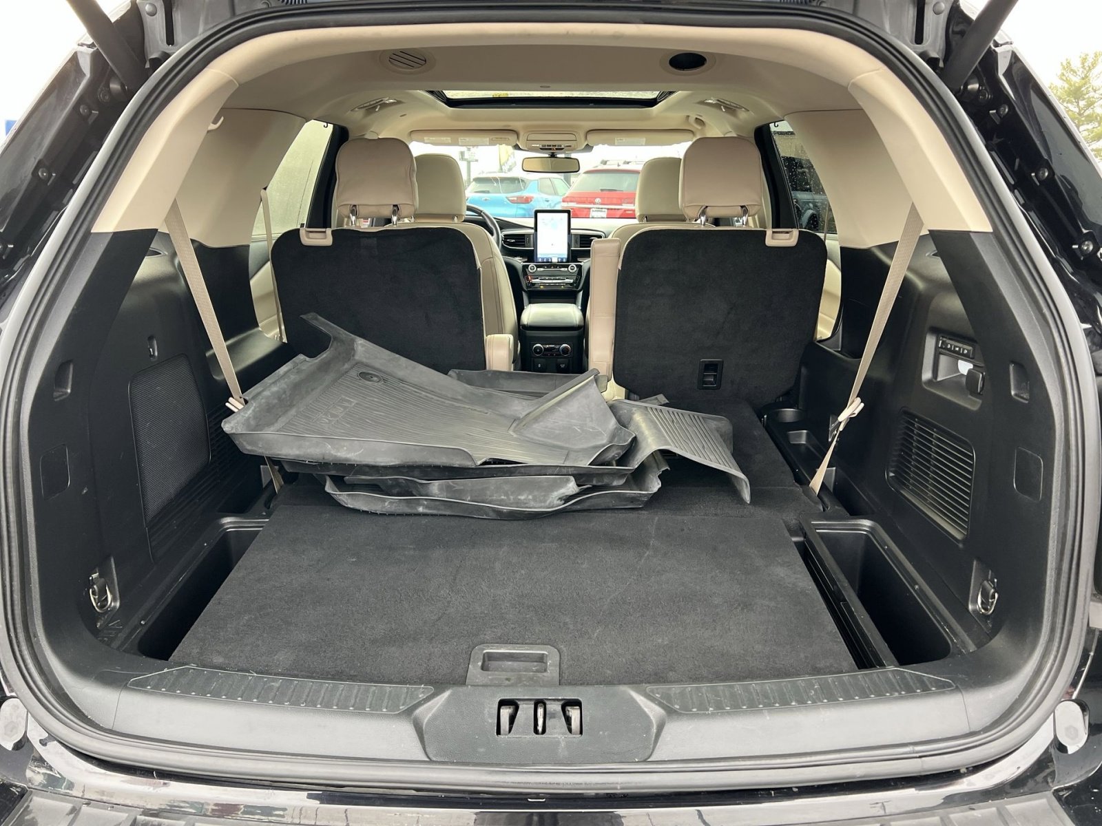 Used 2023 Ford Explorer Limited w/ Hybrid Equipment Group 310A image 26