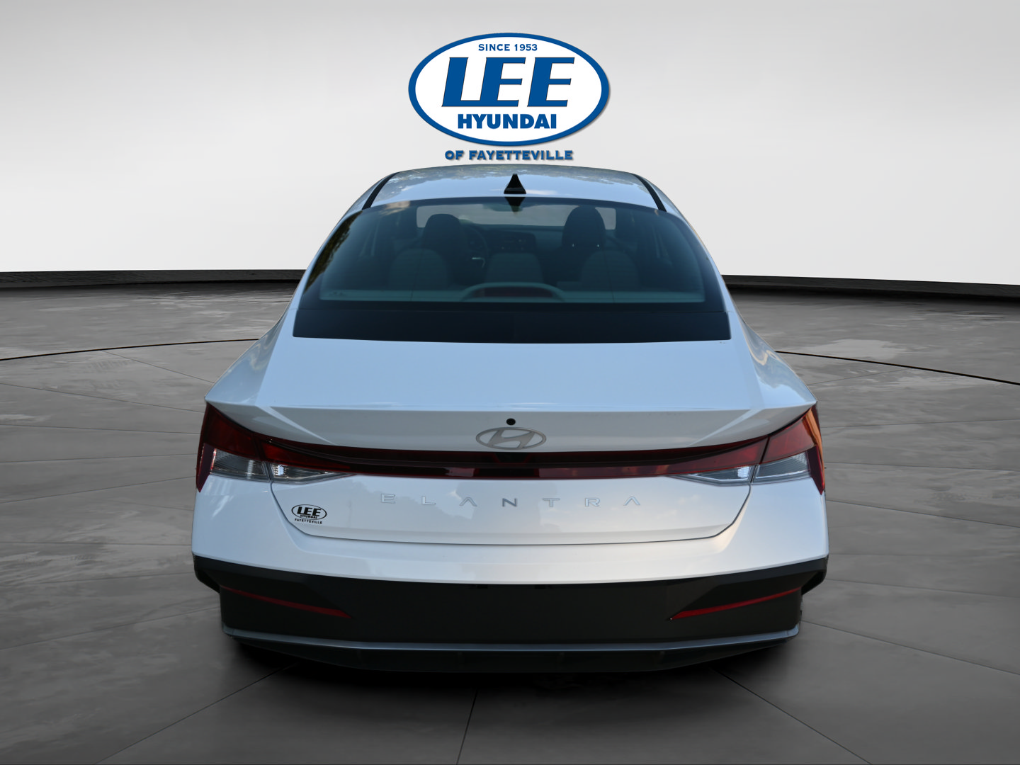Certified 2025 Hyundai Elantra SE FWD image 4