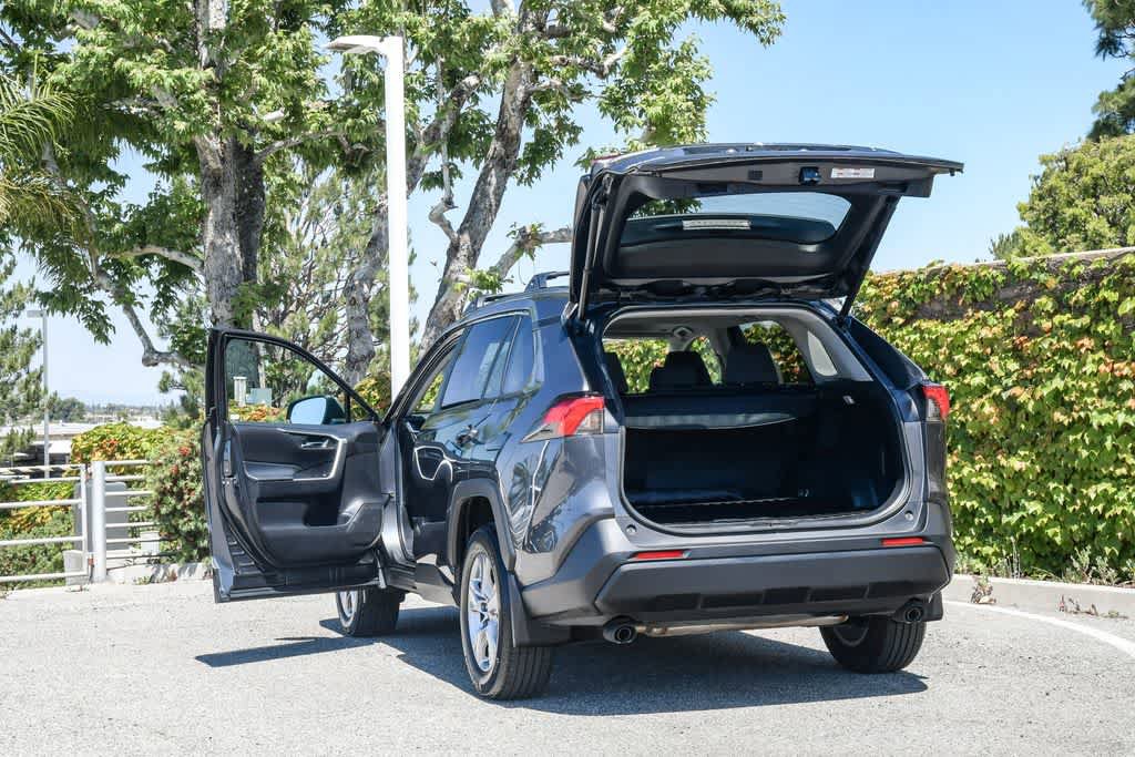 Used 2023 Toyota RAV4 XLE w/ Convenience Package FWD image 27