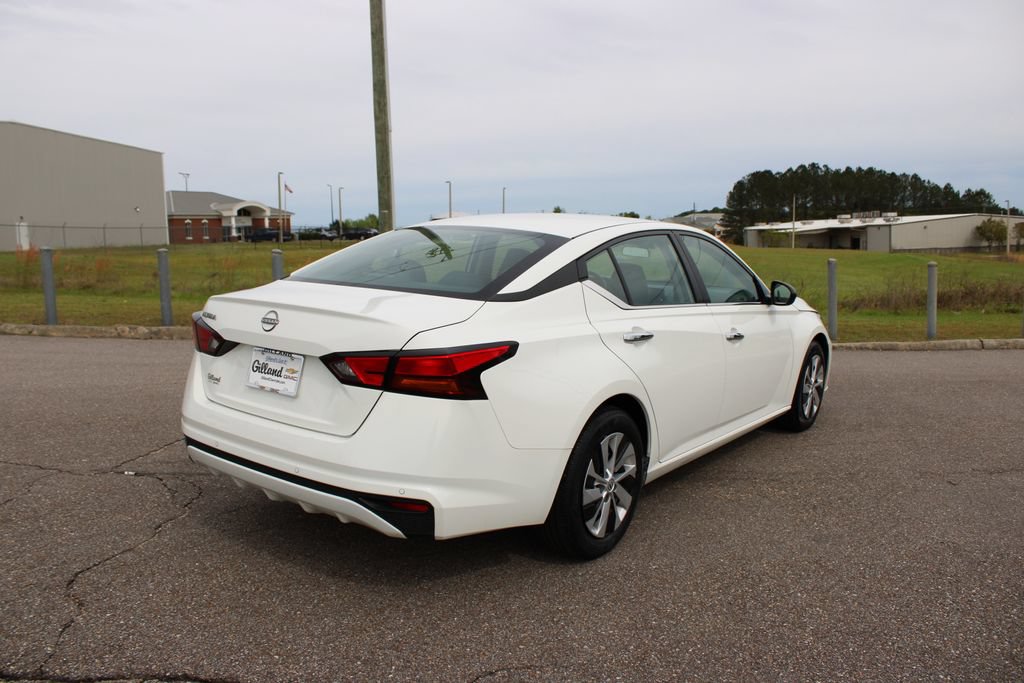Used 2024 Nissan Altima 2.5 S FWD image 19