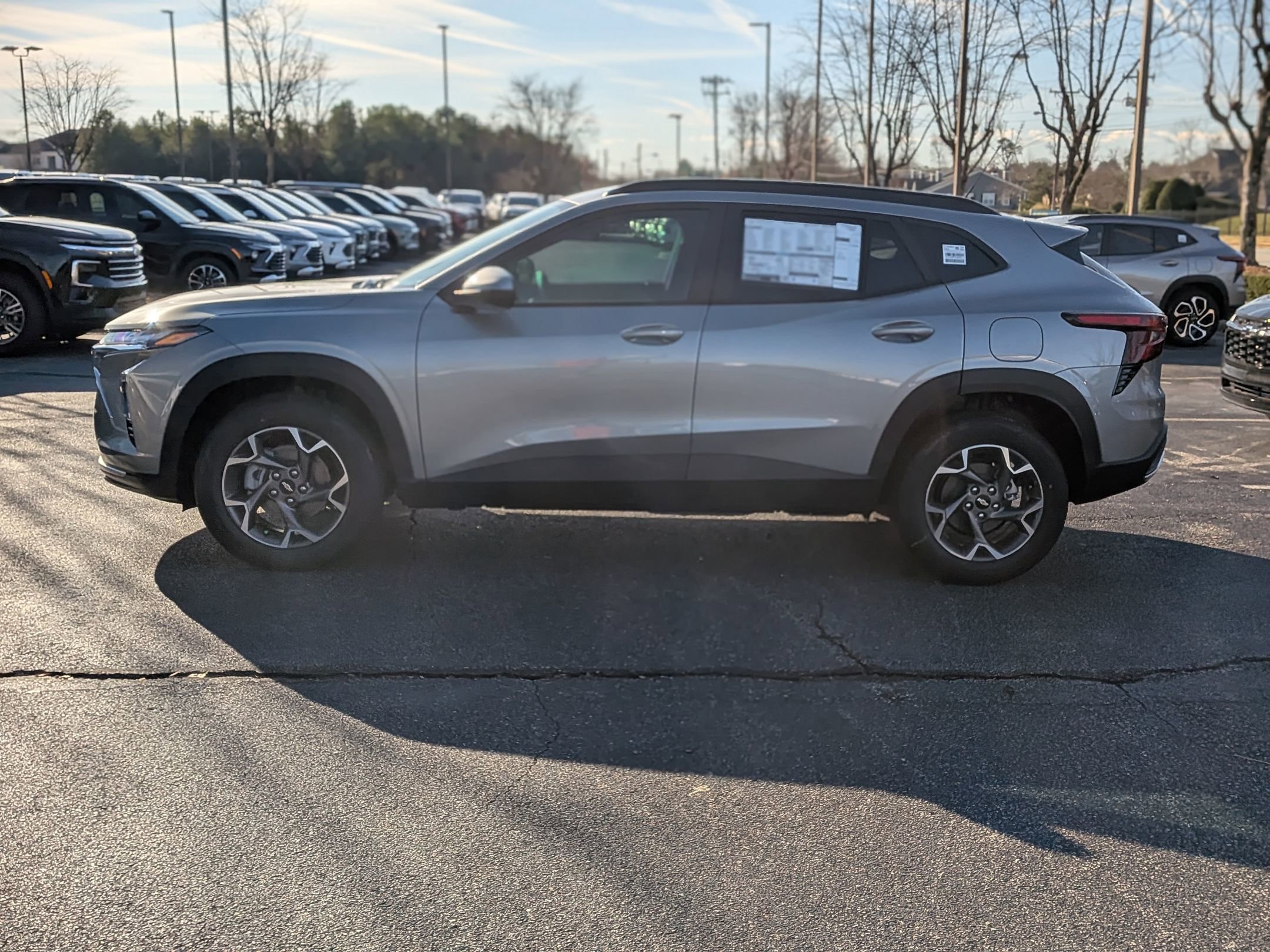 New 2026 Chevrolet Trax LT w/ Driver Confidence Package image 5