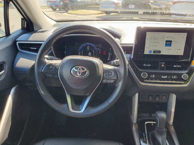 Certified 2025 Toyota Corolla Cross XLE AWD/4WD image 13