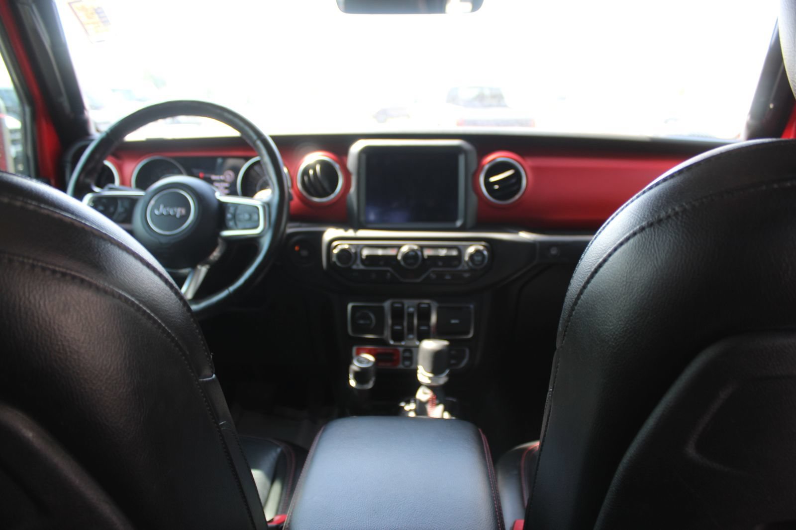 Used 2020 Jeep Gladiator Rubicon AWD/4WD image 19