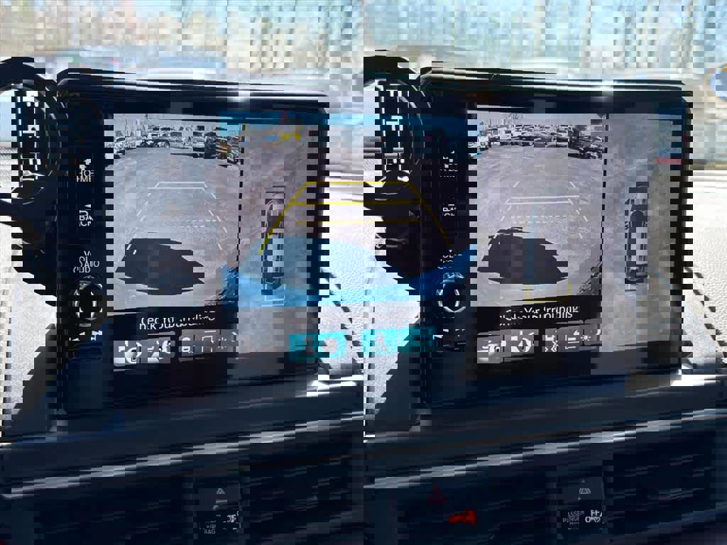 Used 2025 Honda Pilot Elite image 14