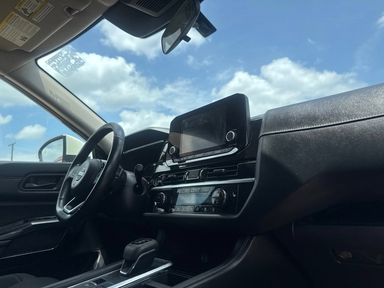 Certified 2023 Nissan Pathfinder SV w/ Lighting Package (N92) FWD image 26
