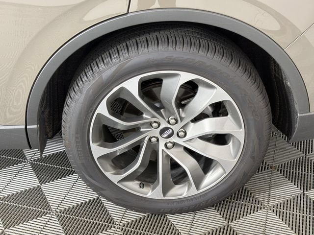 Used 2026 Lincoln Aviator AWD image 19