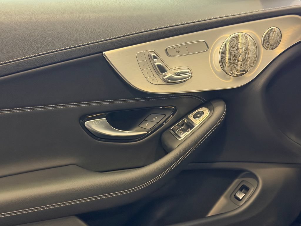 Used 2023 Mercedes-Benz C 300 4MATIC Coupe image 10
