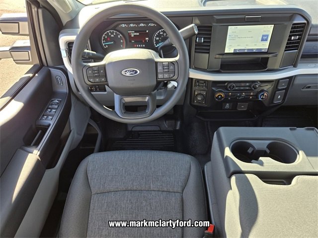 New 2026 Ford F250 XL w/ XL Chrome Package image 7