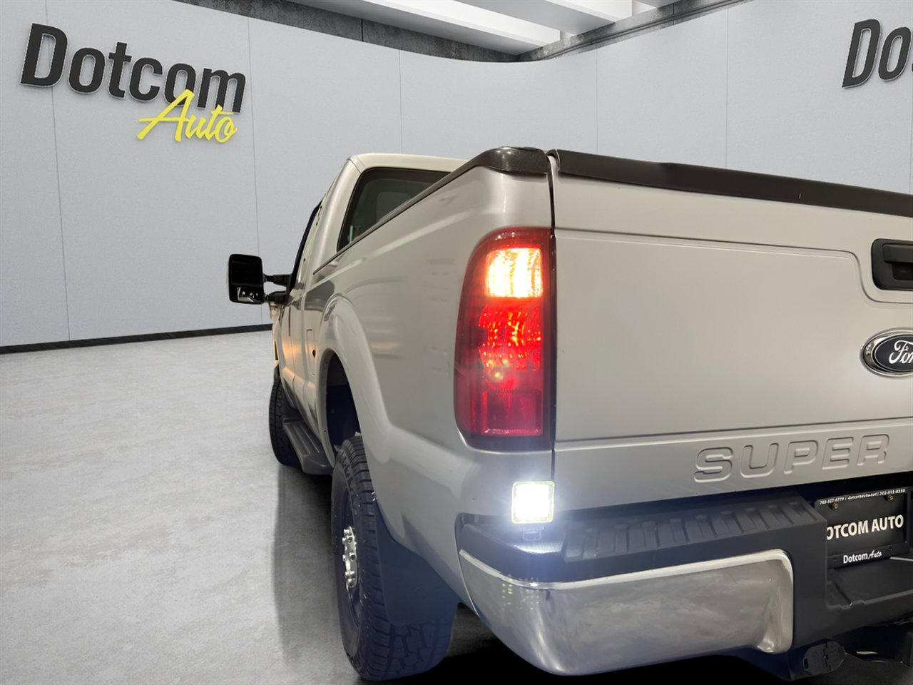 Used 2015 Ford F250 XL w/ XL Appearance Package image 10