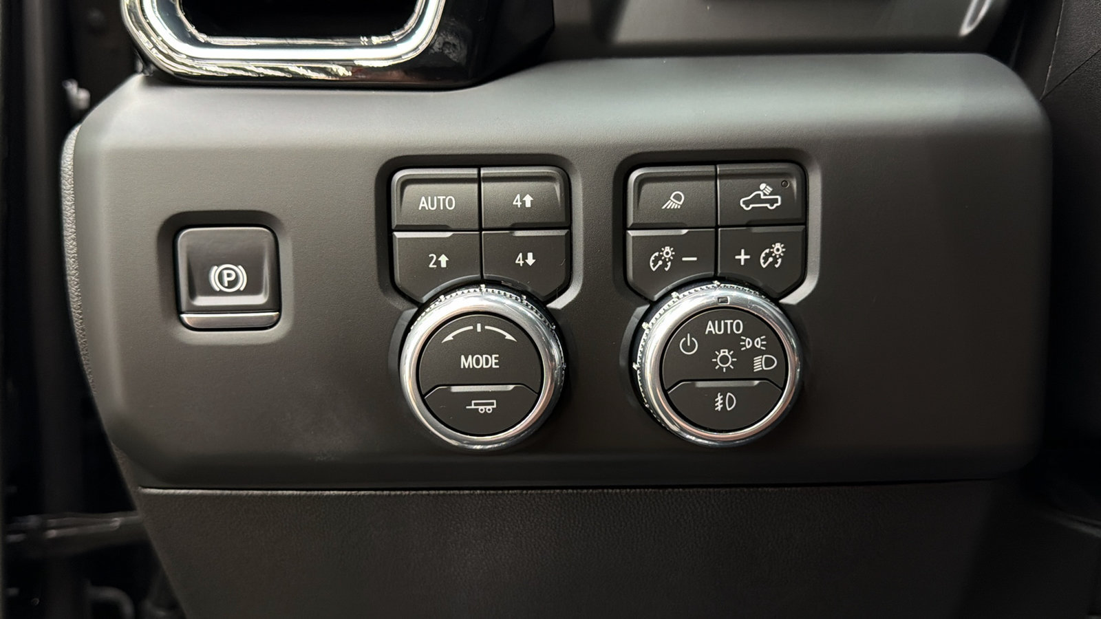 Used 2026 GMC Sierra 2500 Denali Ultimate AWD/4WD image 31