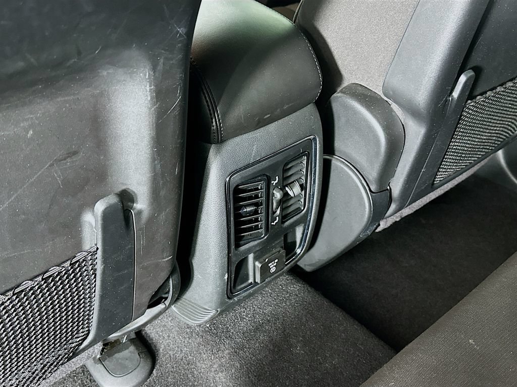 Certified 2021 Jeep Grand Cherokee Laredo w/ Security & Convenience Group AWD/4WD image 33