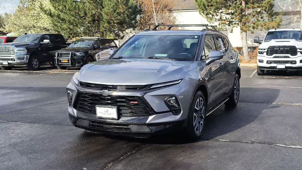 Used 2023 Chevrolet Blazer RS w/ Driver Confidence II Package image 4