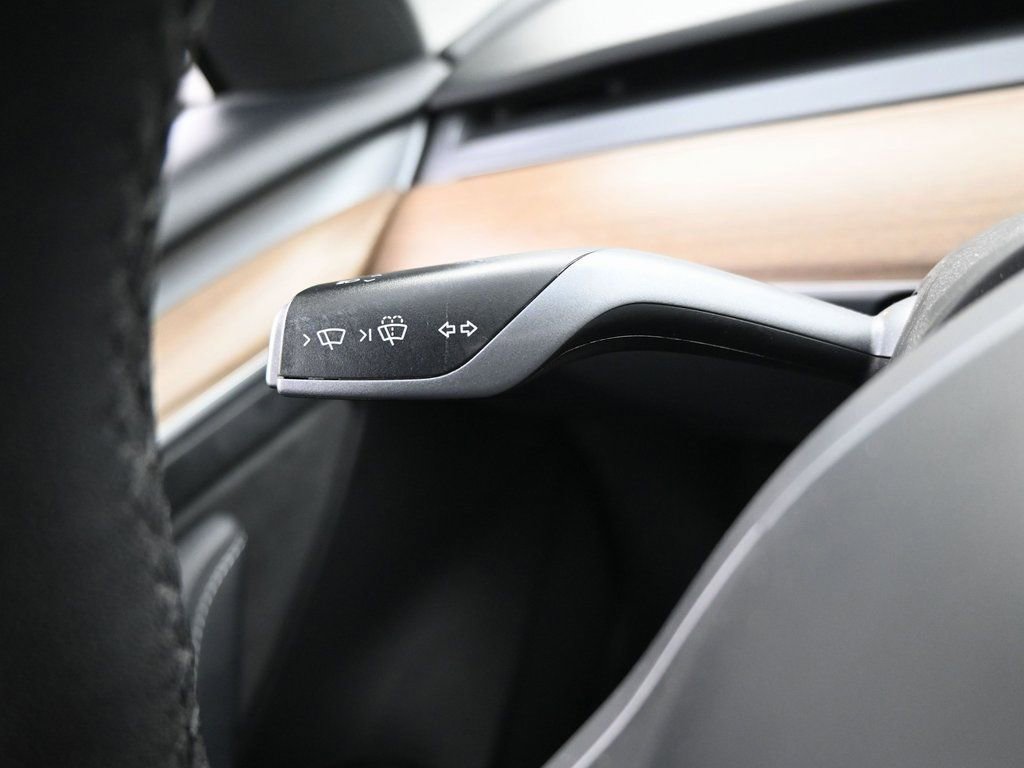 Used 2023 Tesla Model 3 Standard Range RWD image 18