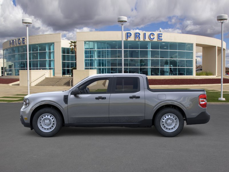 Used 2025 Ford Maverick XL FWD image 3