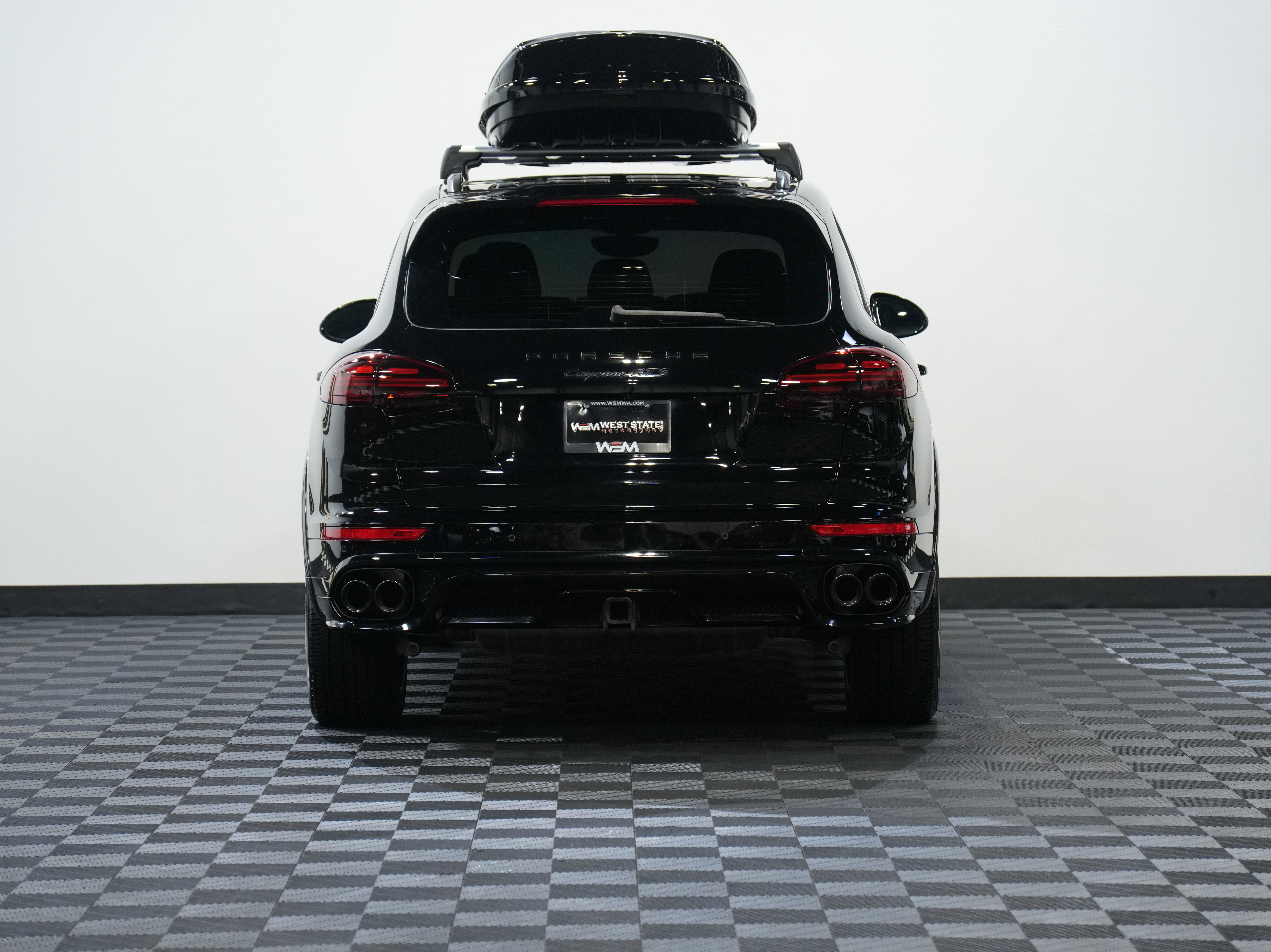 Used 2016 Porsche Cayenne GTS image 7