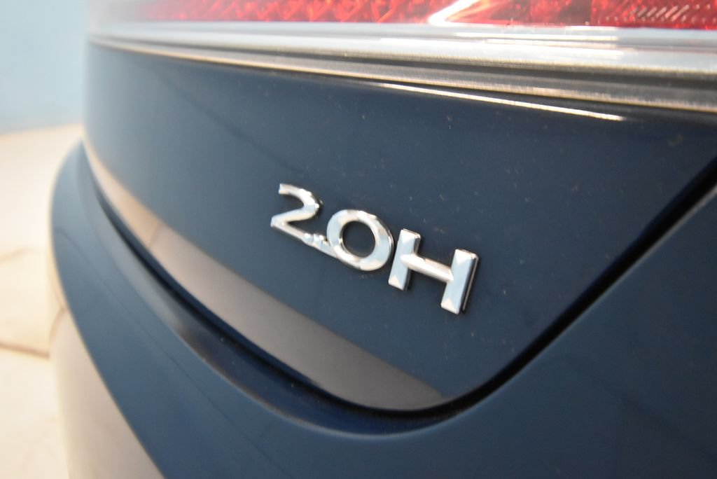 Used 2020 Lincoln MKZ Reserve w/ Elements Package FWD image 40