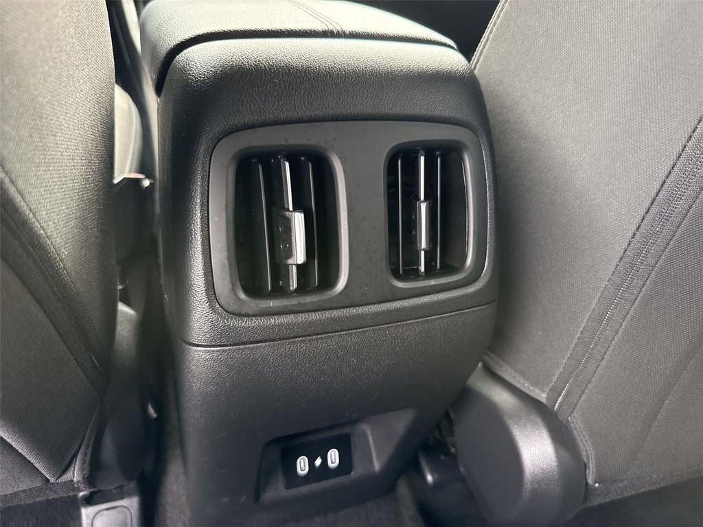 Used 2025 Hyundai Tucson SEL FWD image 19