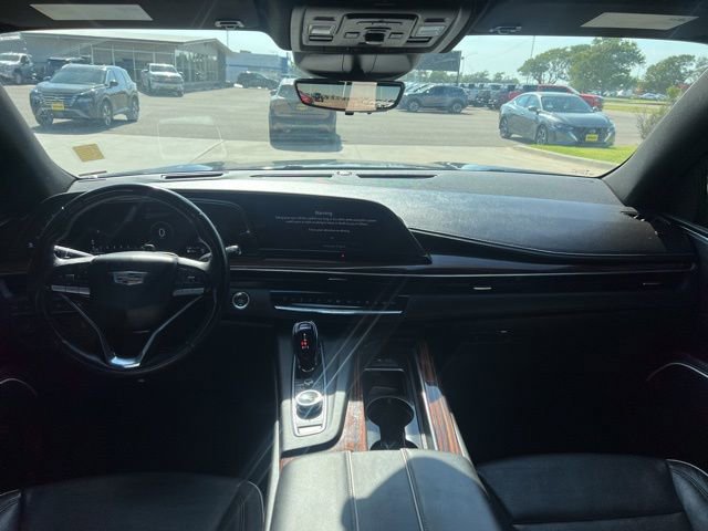 Used 2023 Cadillac Escalade ESV Premium Luxury image 23