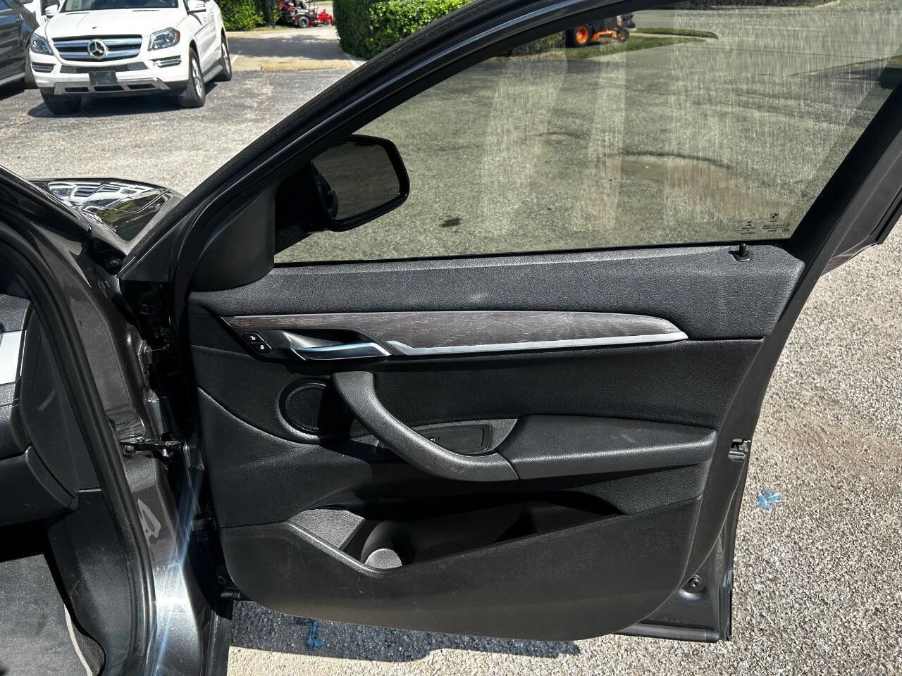 Used 2020 BMW X2 sDrive28i w/ Convenience Package image 16