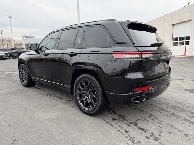 Certified 2024 Jeep Grand Cherokee Summit w/ Adv Protech Group IV image 3