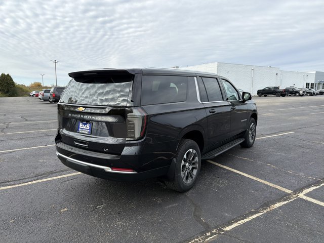 New 2026 Chevrolet Suburban LT image 5